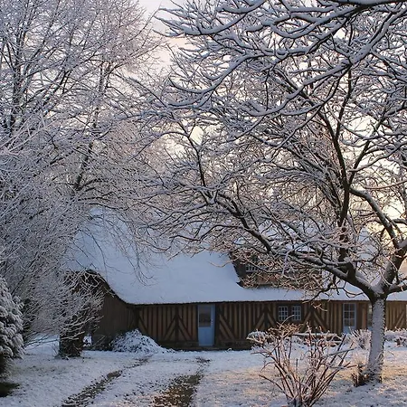 La Chaumiere Aux Faisans Ablon