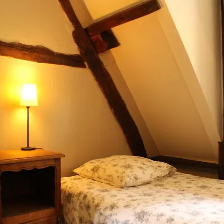 La Chaumiere Aux Faisans Ablon